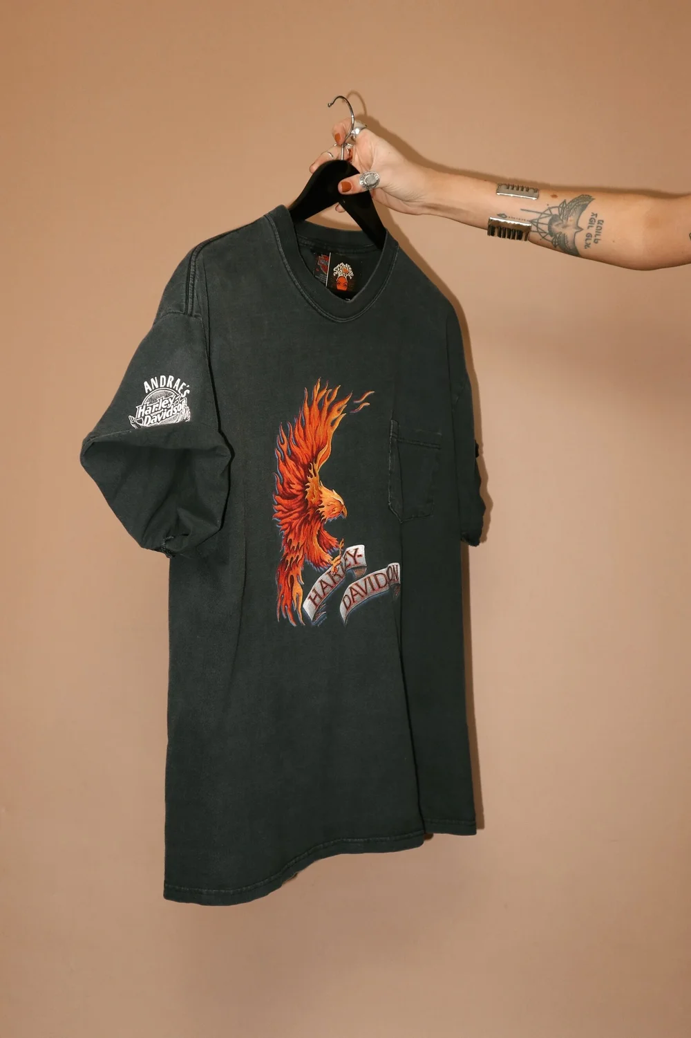 Harley-Davidson flame eagle Tシャツ XL VINTAGE 2001 Harley Davidson URBANA IL FADED BLACK FLAME